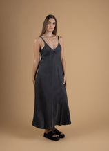 Load image into Gallery viewer, Curpo slip dress
