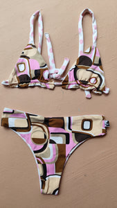 Reversible vintage print bikini