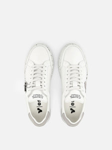 Vegan sneakers