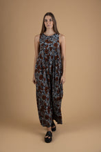 Load image into Gallery viewer, Flower jumpsuit

