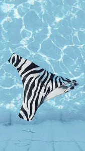 Zebra bikini