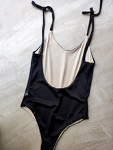 Load image into Gallery viewer, Classic swimsuit in 3 colors
