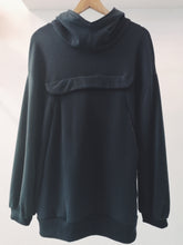 Load image into Gallery viewer, Big pocket hoodie
