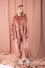 Load image into Gallery viewer, Pleated big bomber
