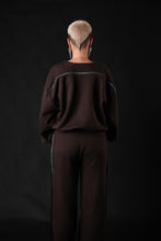 Load image into Gallery viewer, Cropped sweater
