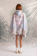 Load image into Gallery viewer, Marble Cape
