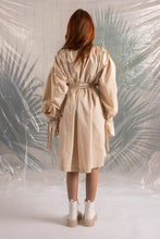 Load image into Gallery viewer, All pleated trenchcoat
