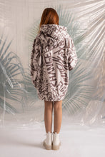 Load image into Gallery viewer, Grafitti unisex hoodie
