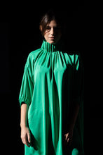 Load image into Gallery viewer, Pleated short dress
