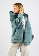 Load image into Gallery viewer, Puffer green coat
