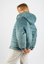 Load image into Gallery viewer, Puffer green coat
