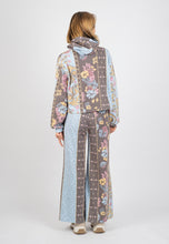 Load image into Gallery viewer, Exclusive Versalles printed hoodie
