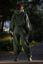 Load image into Gallery viewer, Tracksuit pants
