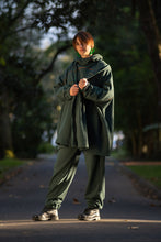 Load image into Gallery viewer, Jersey green flowy coat
