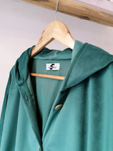 Load image into Gallery viewer, Big bomber green
