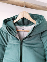 Load image into Gallery viewer, Puffer green coat
