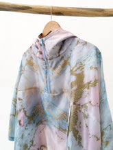 Load image into Gallery viewer, Marble Cape
