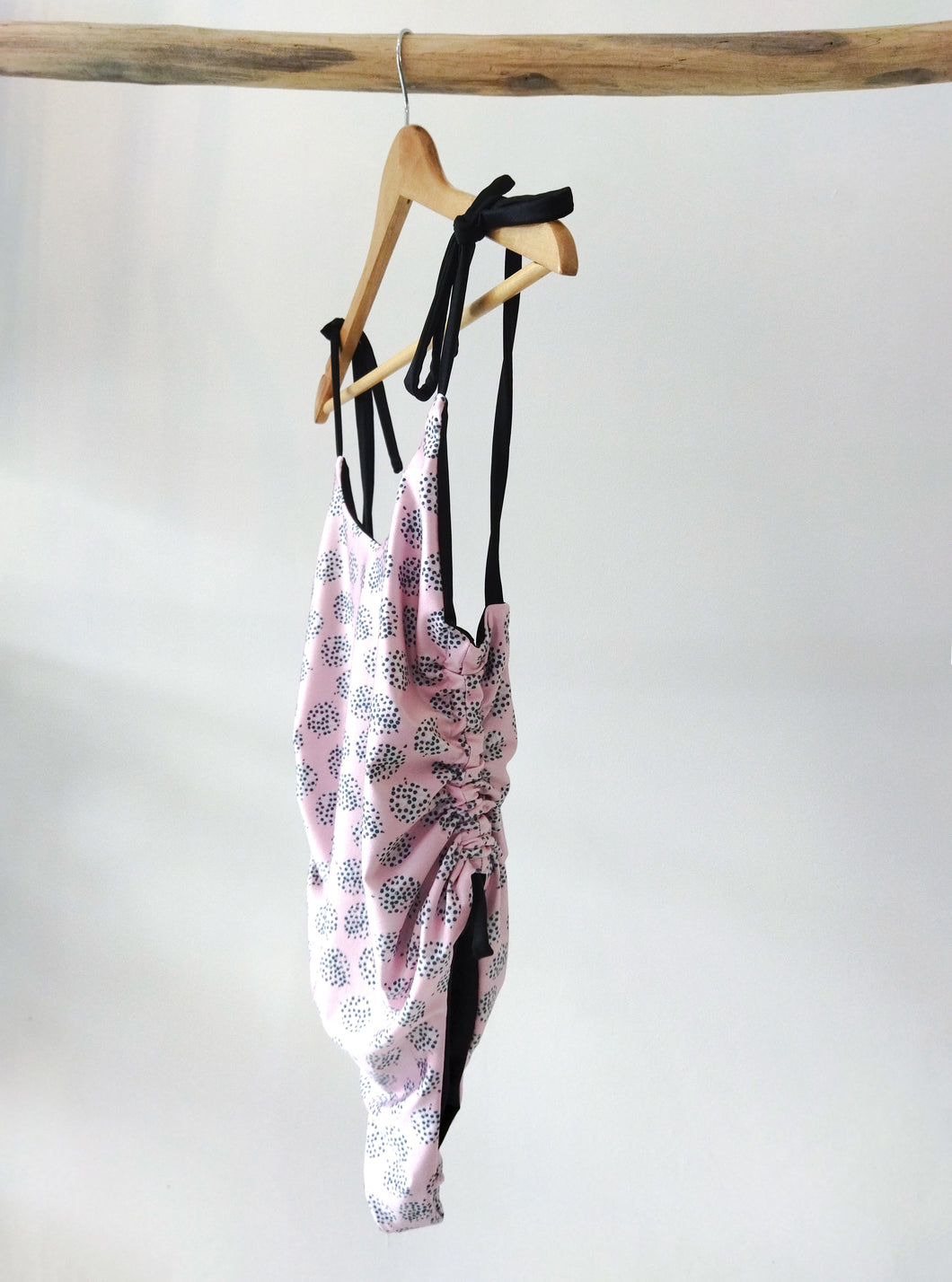 Butterfly swimsuit blk & pink from S to XL