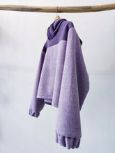 Load image into Gallery viewer, Tracksuit hoodie in lilac
