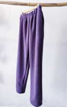 Load image into Gallery viewer, Sweatsuit pants
