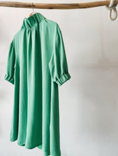 Load image into Gallery viewer, Flowy dress
