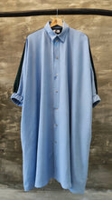 Load image into Gallery viewer, Oversized shirt dress in blue
