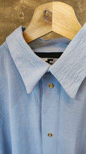 Load image into Gallery viewer, Oversized shirt dress in blue
