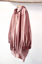 Load image into Gallery viewer, Pleated big bomber

