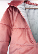 Load image into Gallery viewer, Puffer coat
