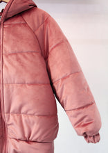 Load image into Gallery viewer, Puffer coat
